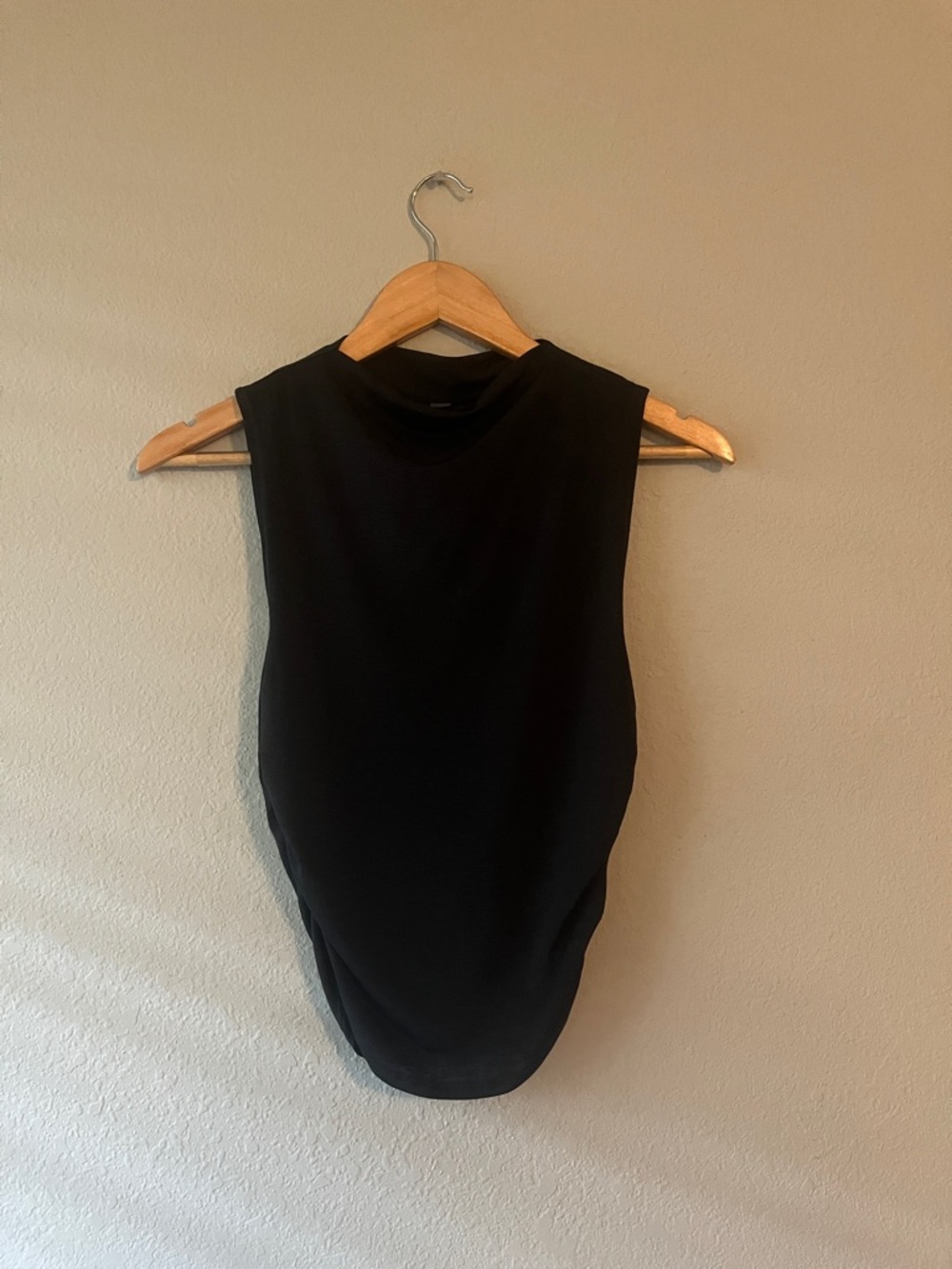 Vuori Westerlies Black Sleeveless High Mock Neck Ruched Tank Small